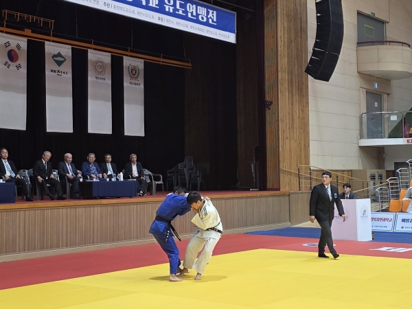 ��ġ����� �Լ����� ��õ�� �������� �̴߰�