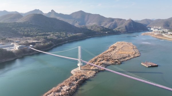 �÷缶 ����Ž�汳 �ָ� �ӽÿ