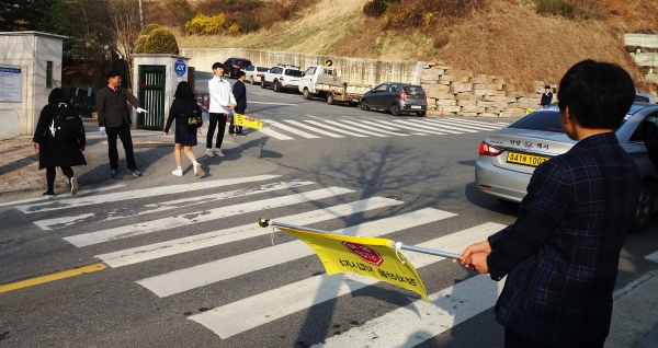 ������ �������Ŵ�� �����԰� �ƽ��� �ۺ�