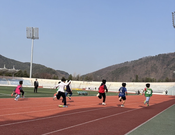 ��ϼҳ�ü����ȸ ������ �ܾ籺 ��ǥ ���ߴ�ȸ