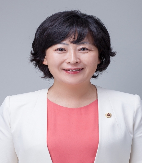 ����� �ǿ� ���л� ���ڱ� �������� ���ʾ� ��ǥ ����