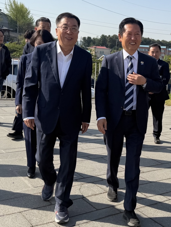 ��û�� ��ǥ�� ���ִ� ������ ����� ���� ����