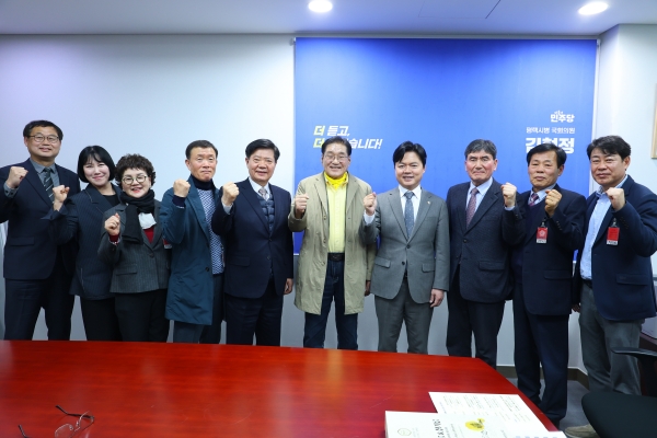 ���ù������� ������ ���Ҿ���ִ� �����뺯�� ���